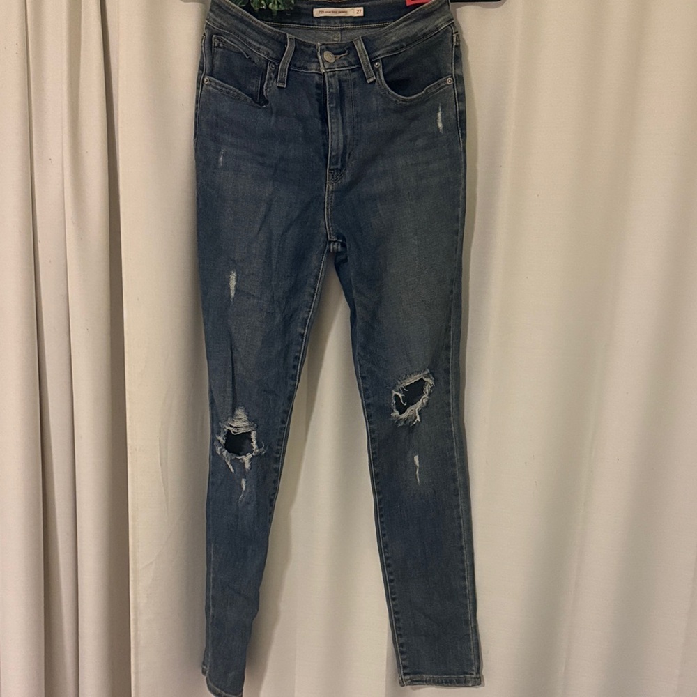 Levi's 721 High Rise Skinny Dark Blue Distressed Skinny Jeans